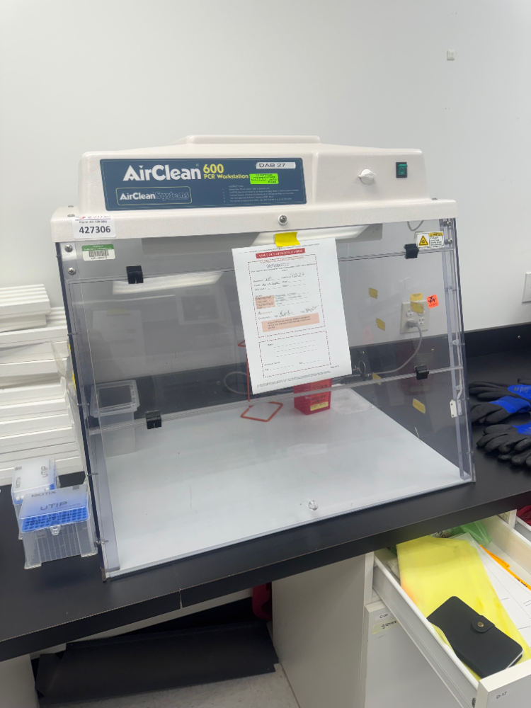 Image of AirClean 600 PCR Workstation